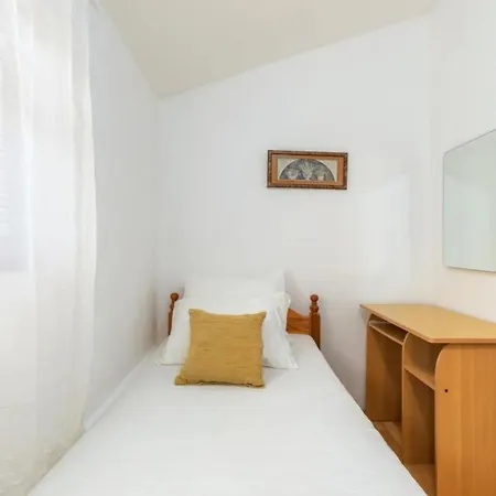 Διαμέρισμα Manda - One Bedroom With Terrace A3