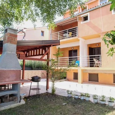 Manda - One Bedroom With Terrace A3 Valbandon