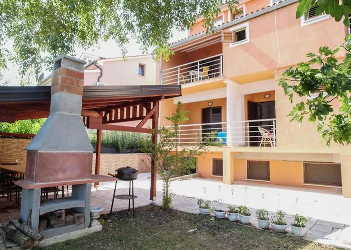 Manda - One Bedroom With Terrace A3 Valbandon